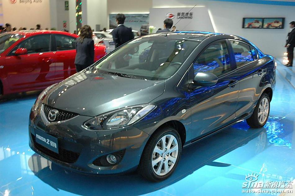 马自达2劲翔
