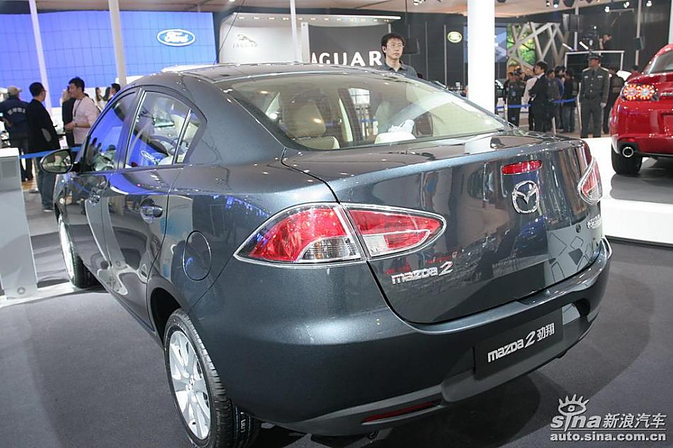 马自达2劲翔