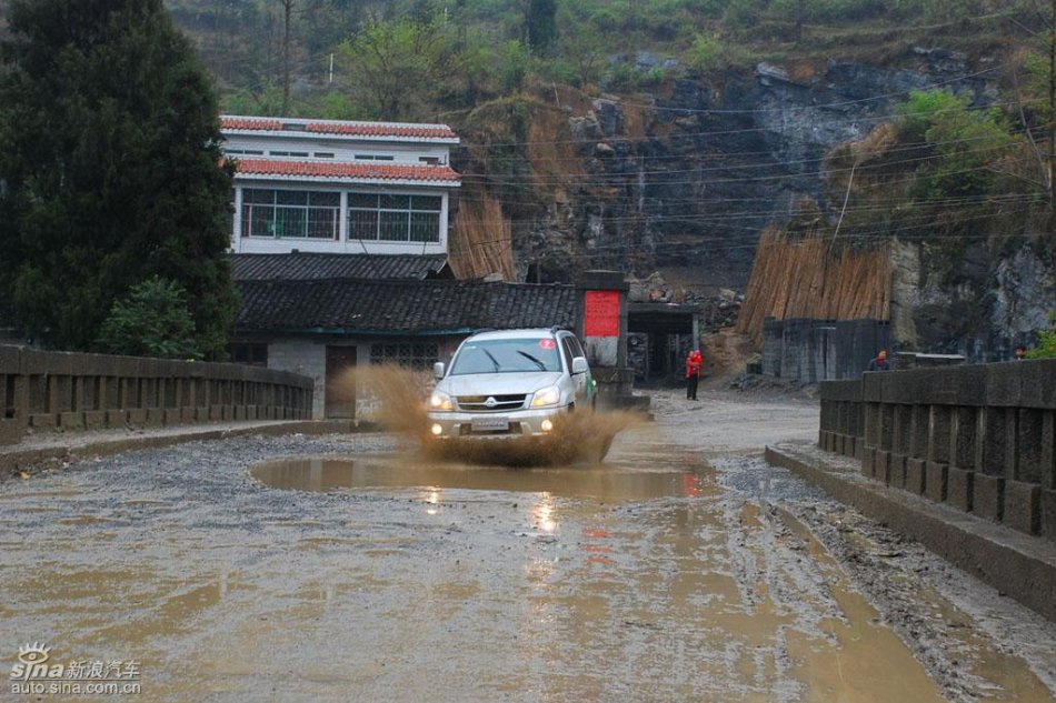 长丰猎豹CS6试驾图-外观