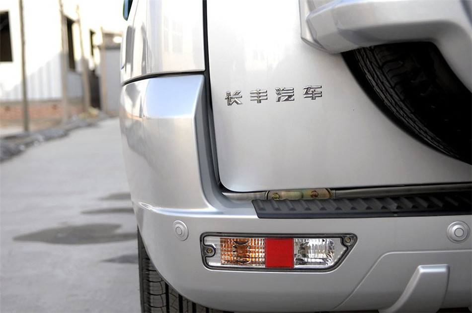 2.4L 四驱 MT 豪华型 其他