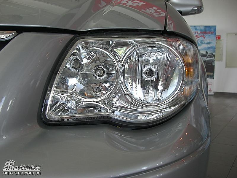 国产克莱斯勒大捷龙到店实拍