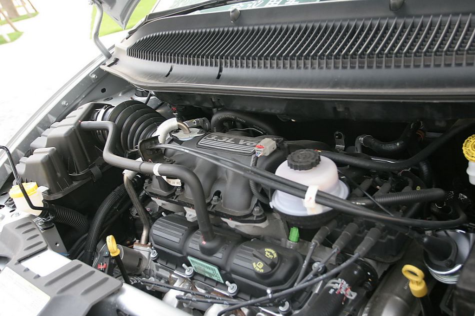 图为大捷龙引擎及其他细节