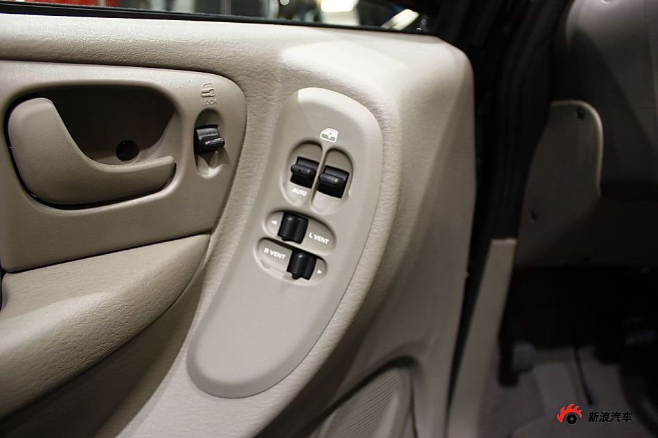 克莱斯勒大捷龙