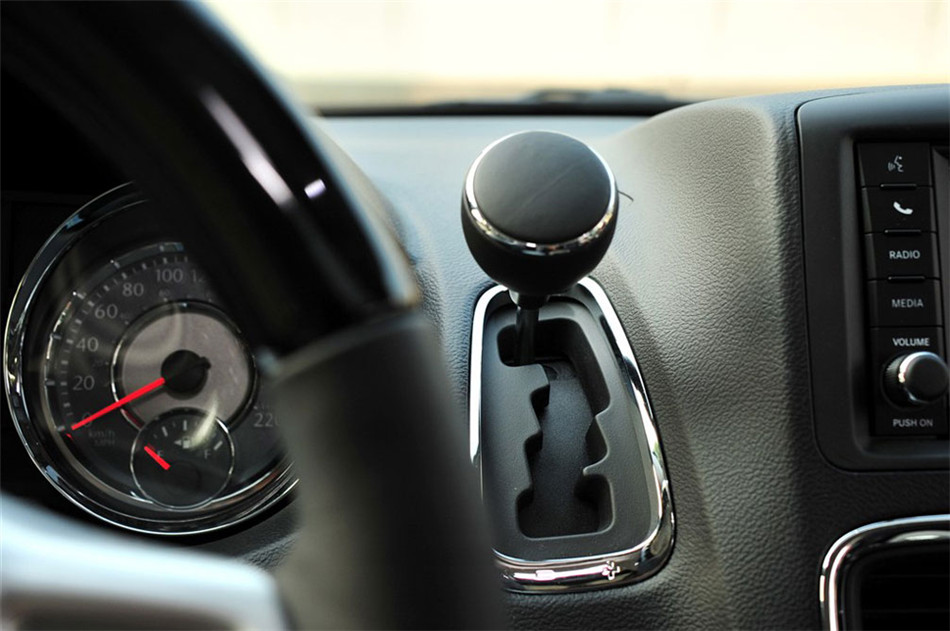 2013款进口大捷龙 3.6L自动豪华版 