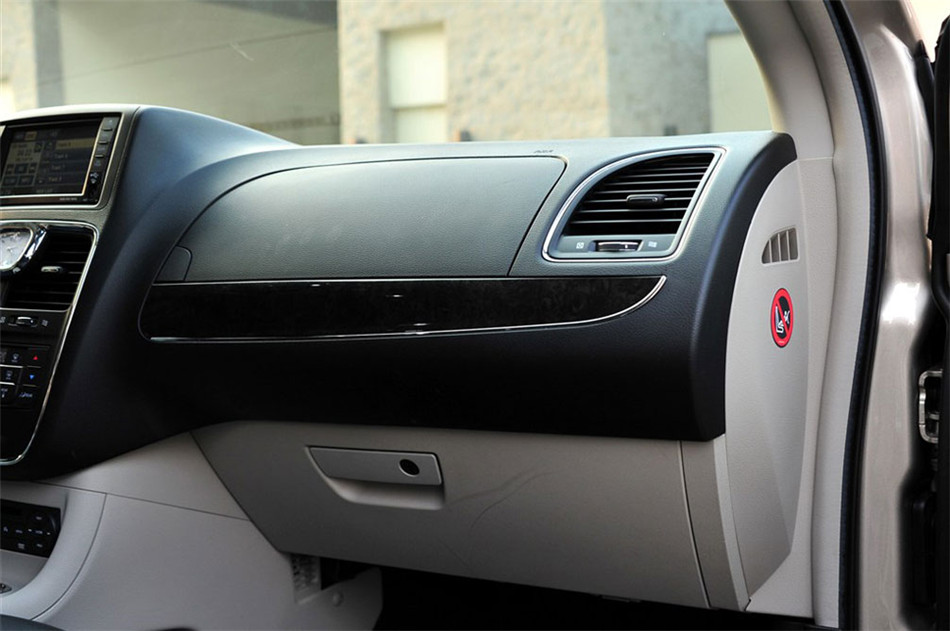 2013款进口大捷龙 3.6L自动豪华版 