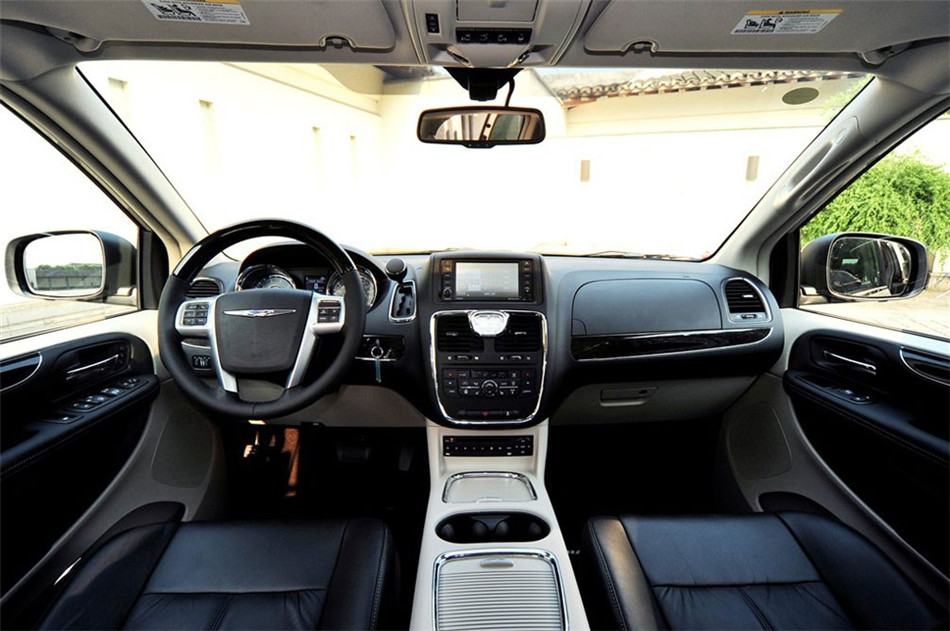 2013款进口大捷龙 3.6L自动豪华版 