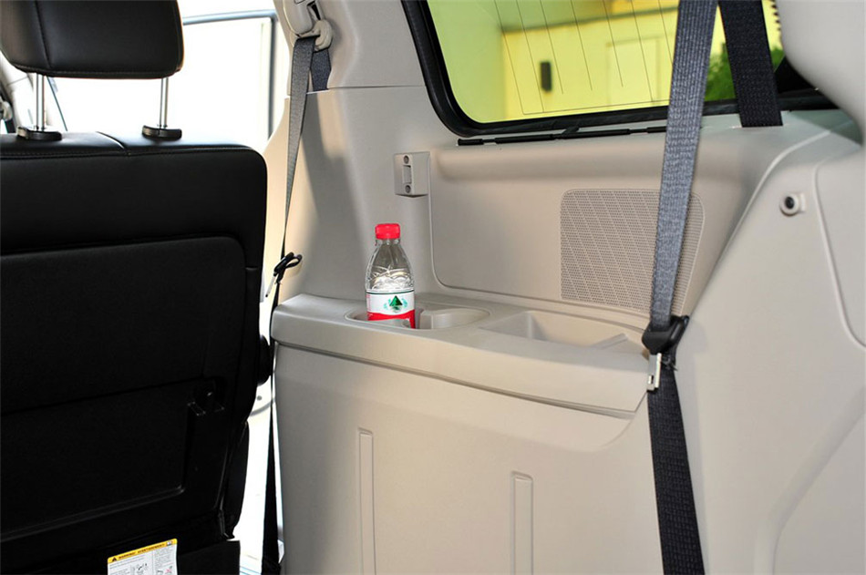 2013款进口大捷龙 3.6L自动豪华版 