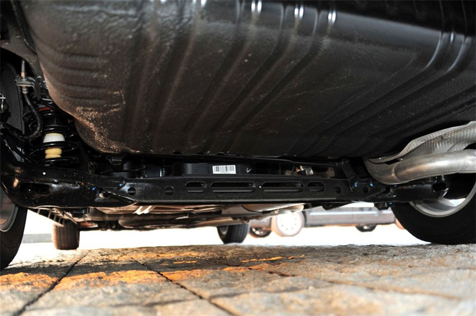 2013款进口大捷龙 3.6L自动豪华版 