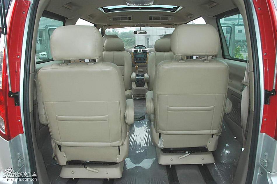 福田蒙派克MP-X内饰实拍图
