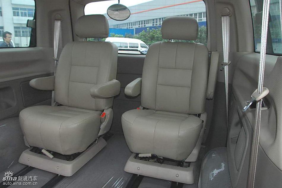 福田蒙派克MP-X内饰实拍图