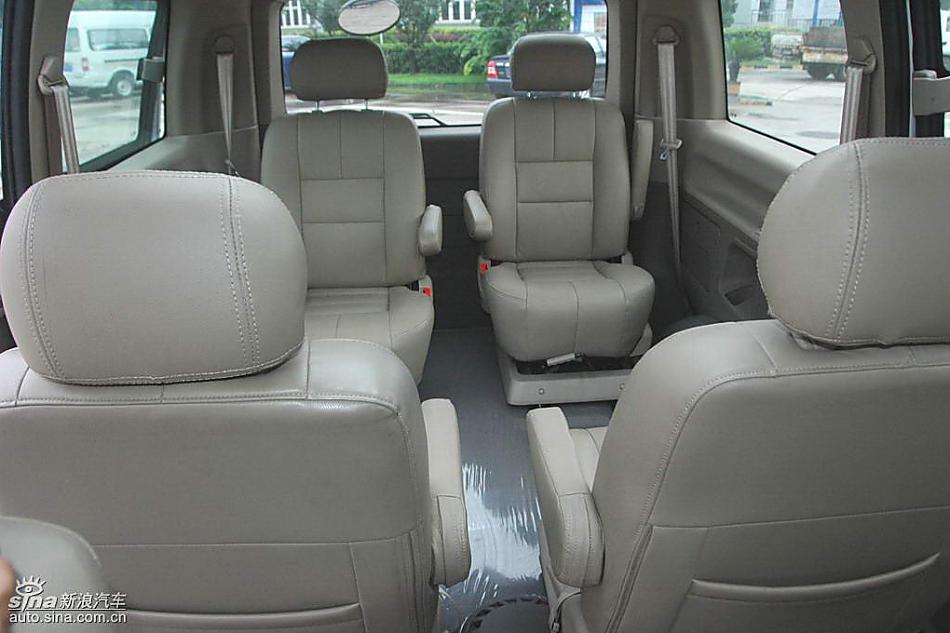 福田蒙派克MP-X内饰实拍图