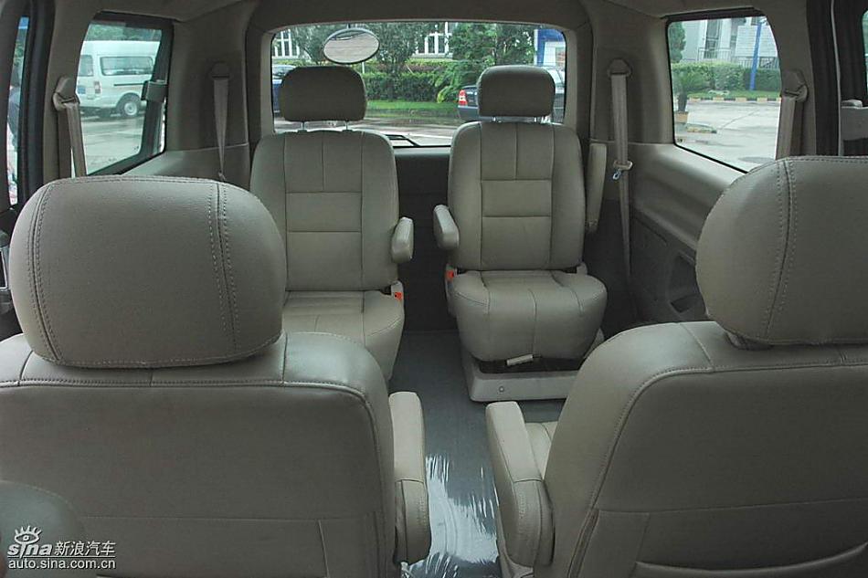福田蒙派克MP-X内饰实拍图