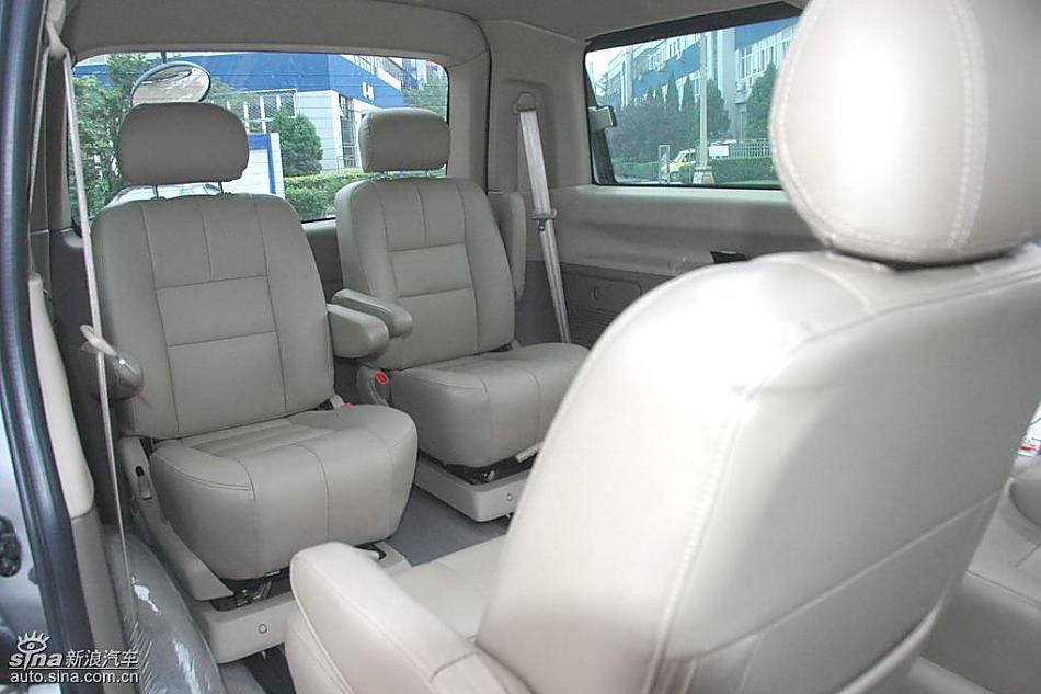 福田蒙派克MP-X内饰实拍图