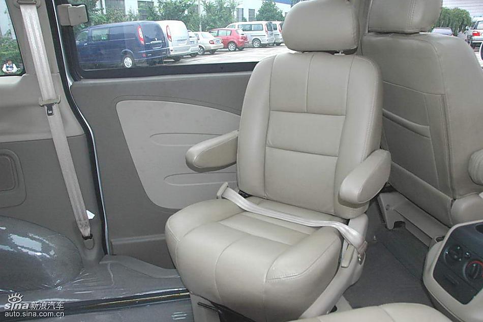 福田蒙派克MP-X内饰实拍图