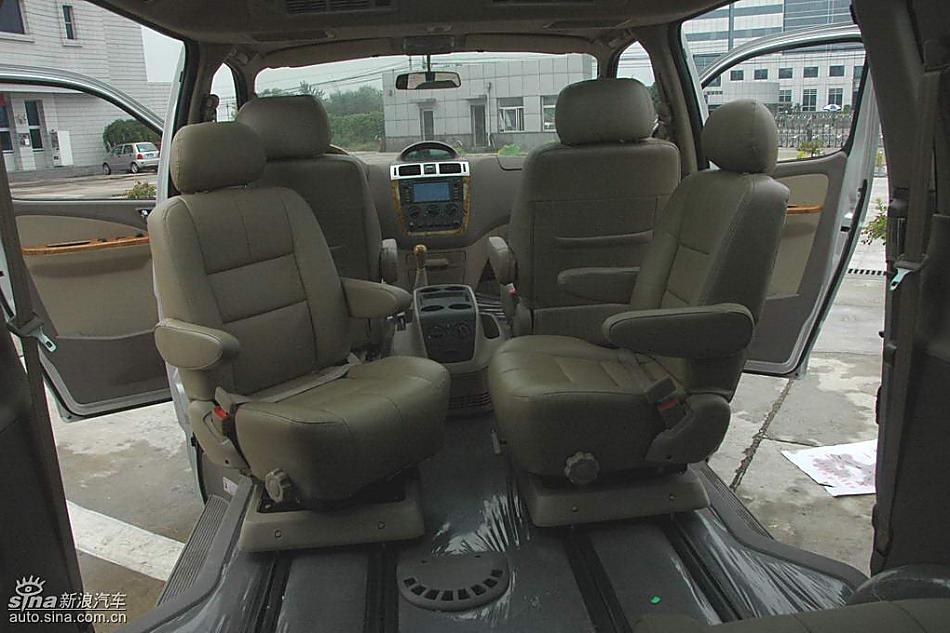 福田蒙派克MP-X内饰实拍图