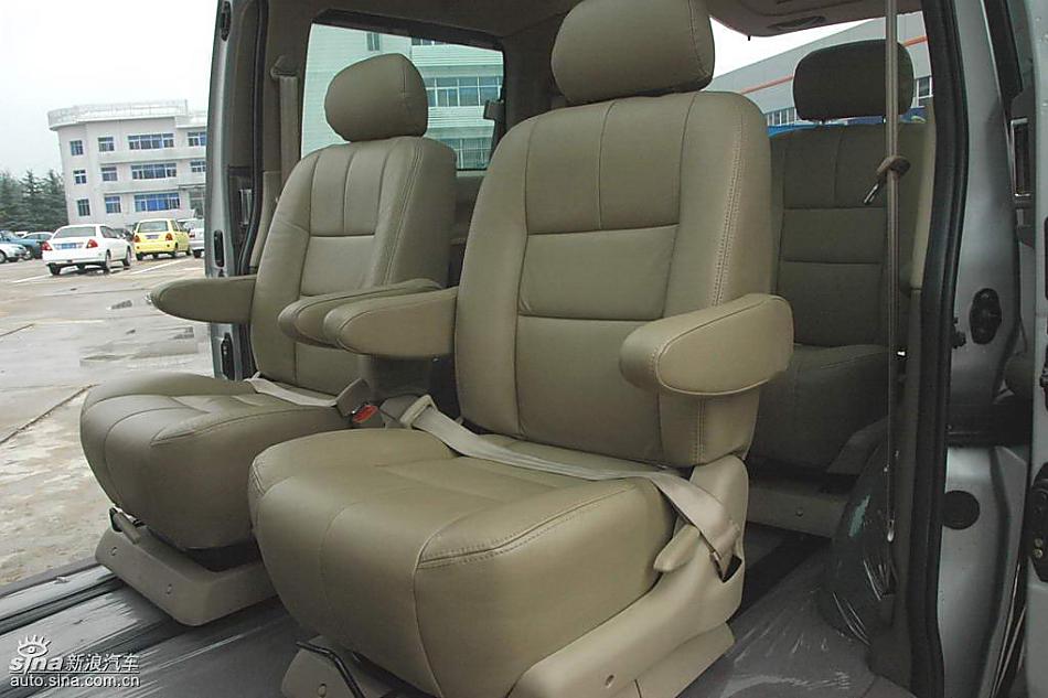 福田蒙派克MP-X内饰实拍图