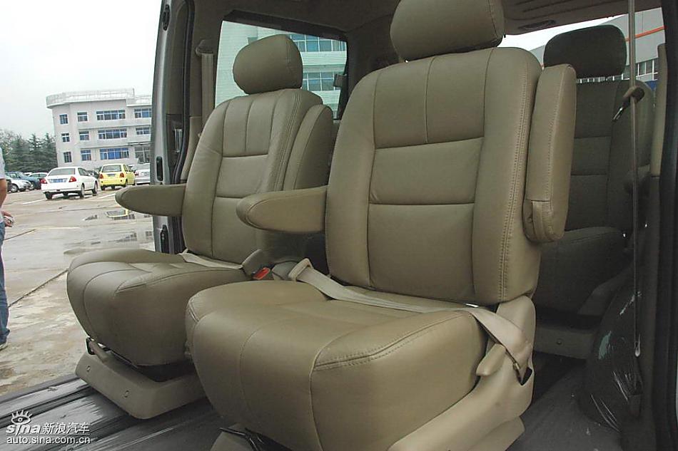 福田蒙派克MP-X内饰实拍图