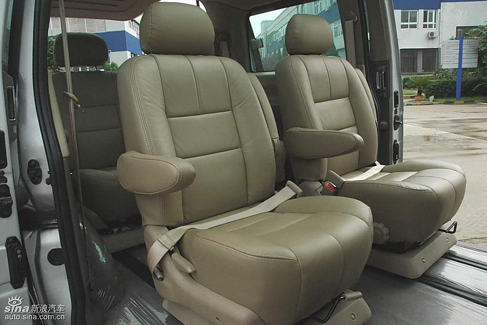 福田蒙派克MP-X内饰实拍图