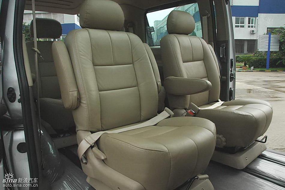 福田蒙派克MP-X内饰实拍图
