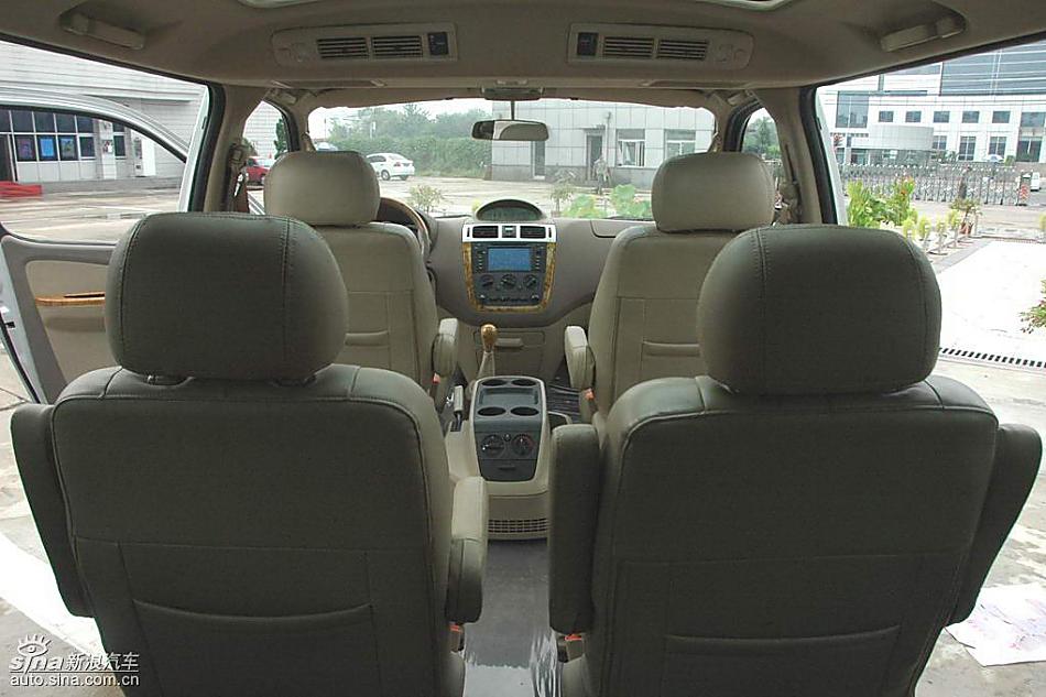 福田蒙派克MP-X内饰实拍图