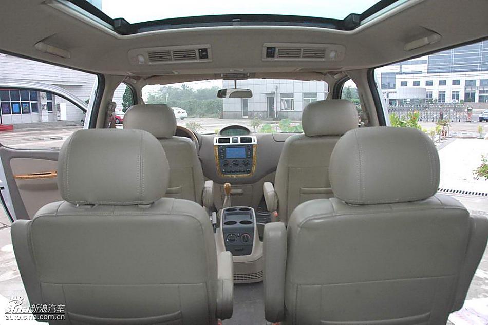 福田蒙派克MP-X内饰实拍图