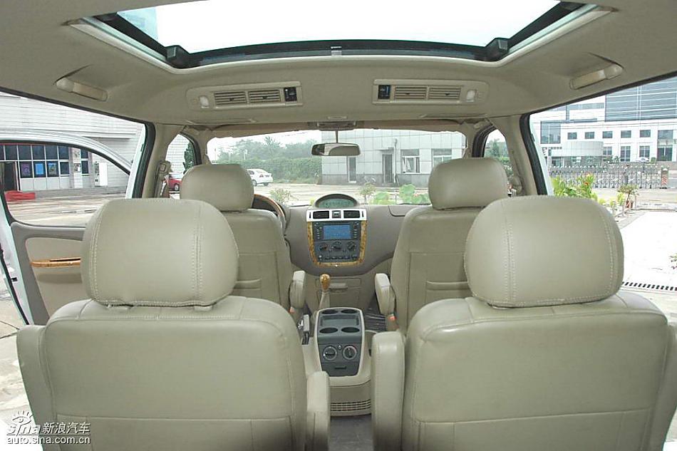 福田蒙派克MP-X内饰实拍图