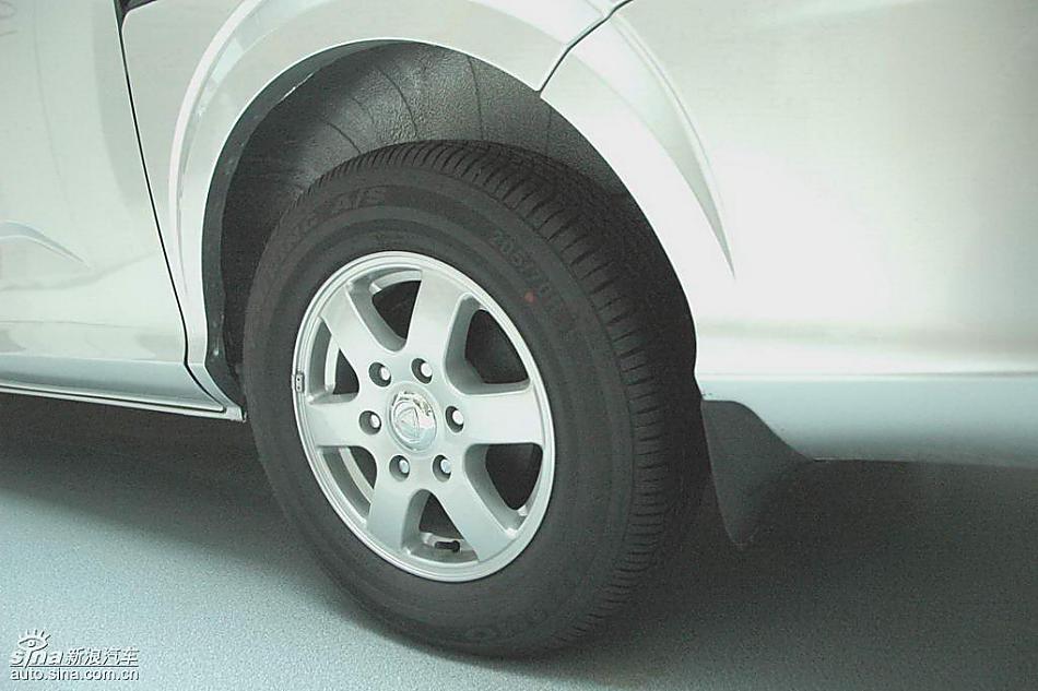 福田蒙派克MP-X外观实拍图