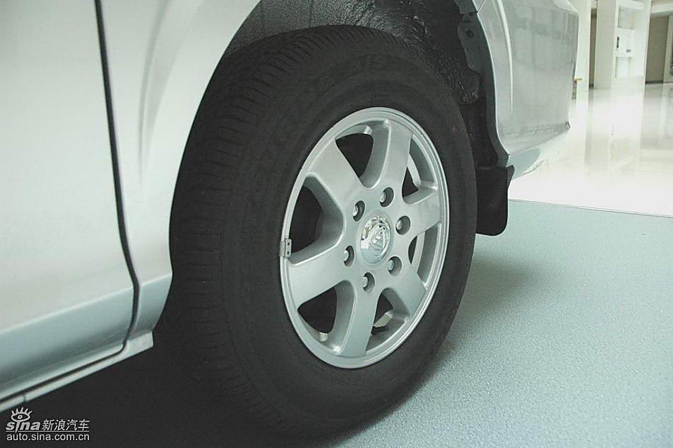 福田蒙派克MP-X外观实拍图