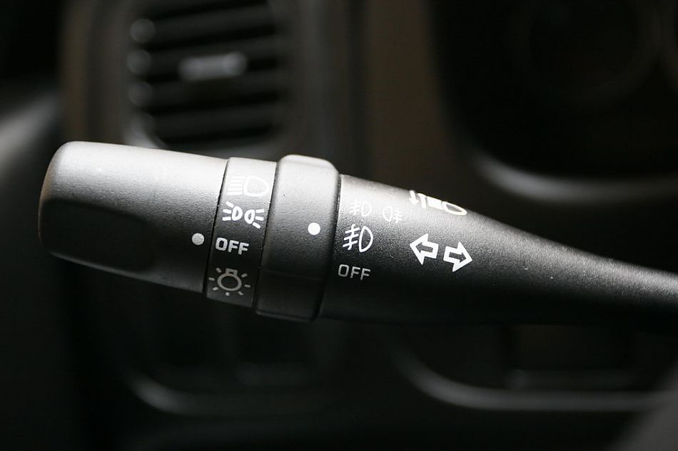 图为奥丁内饰及细节