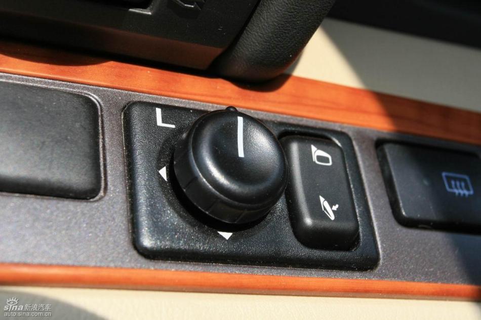 09款御轩试驾实拍