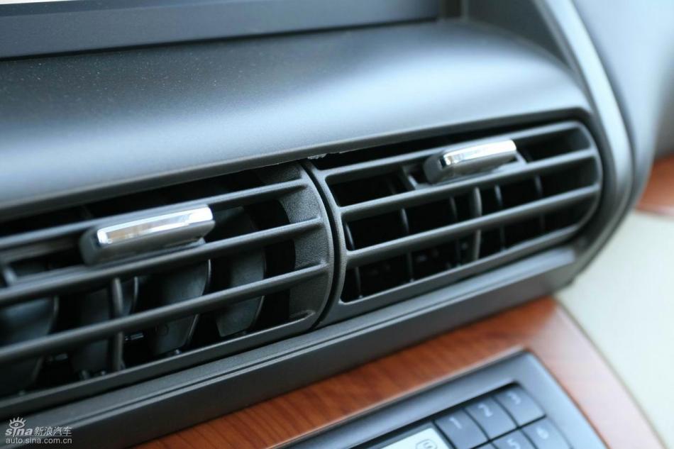 09款御轩试驾实拍