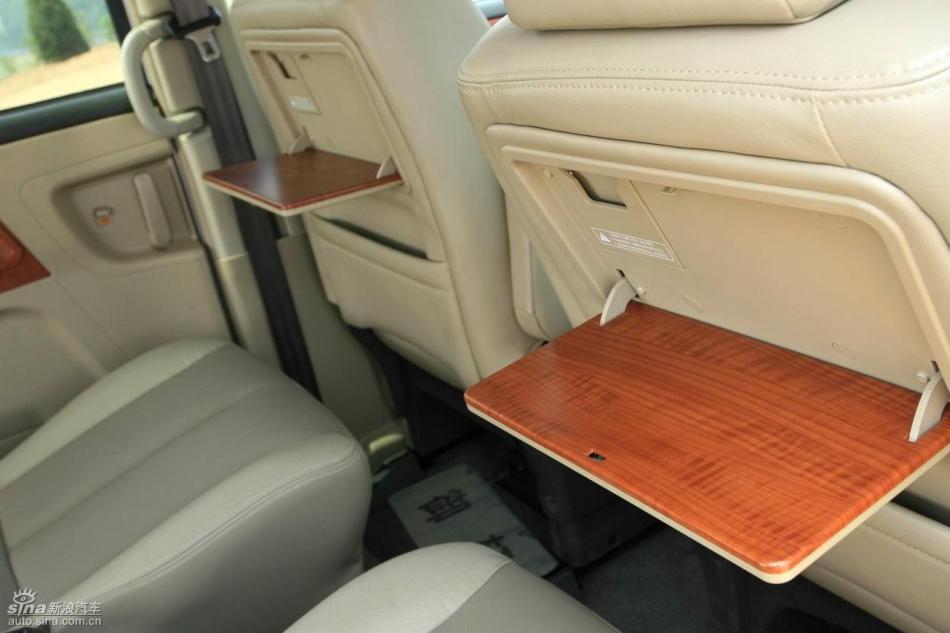 09款御轩试驾实拍