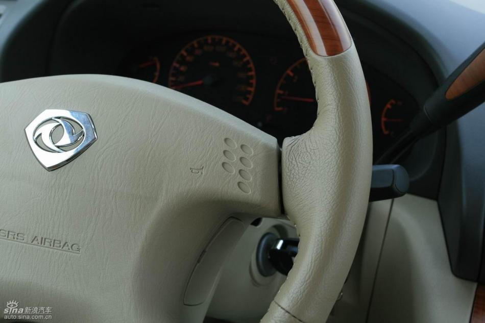 09款御轩试驾实拍