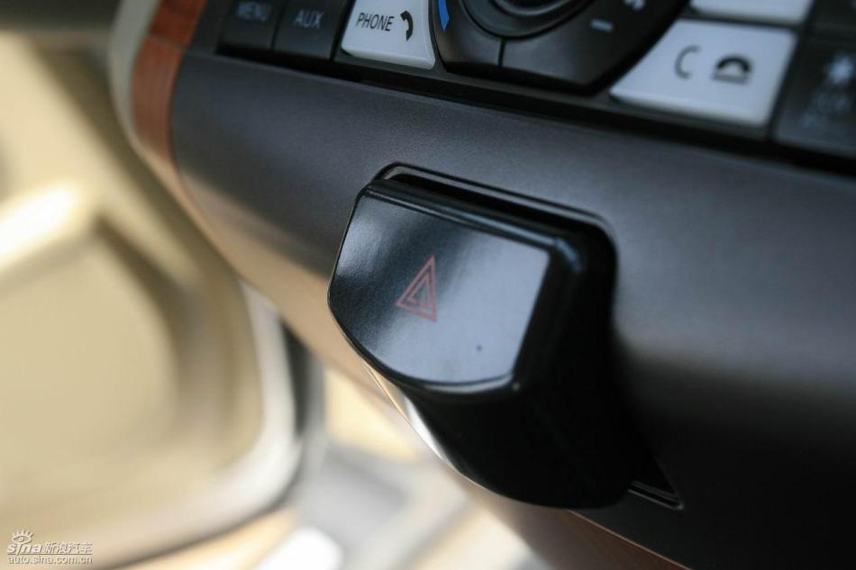 09款御轩试驾实拍