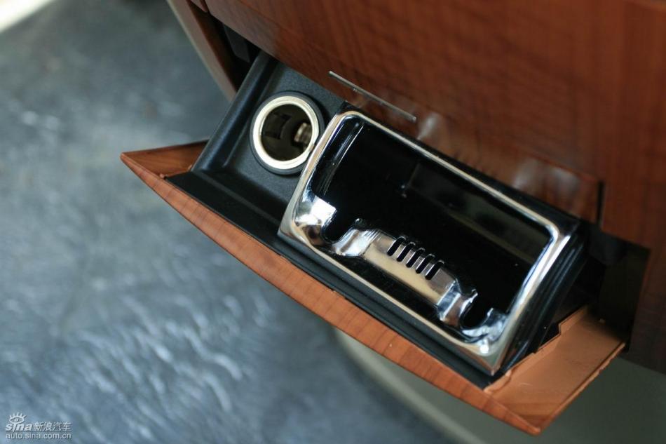 09款御轩试驾实拍