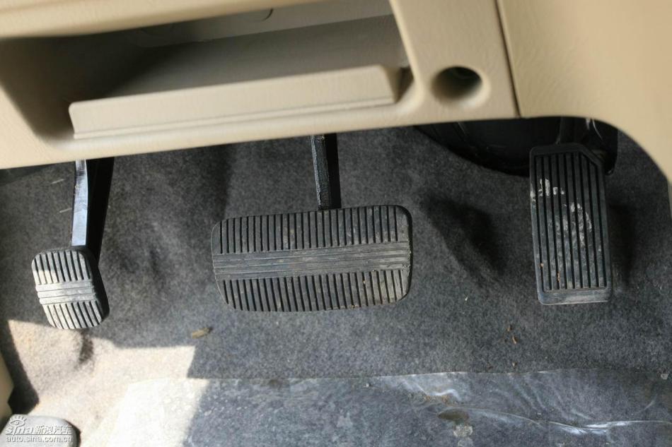 09款御轩试驾实拍