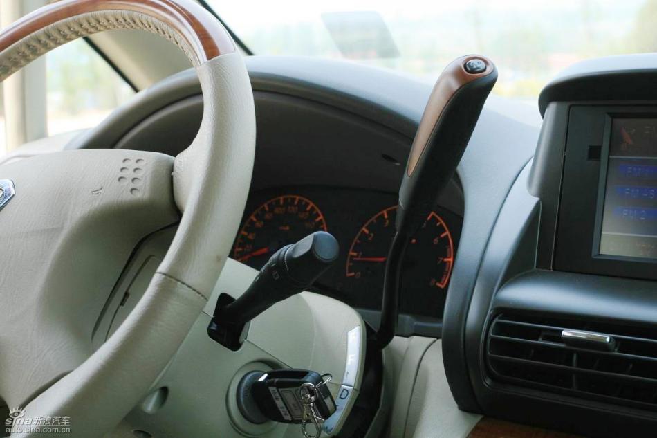 09款御轩试驾实拍