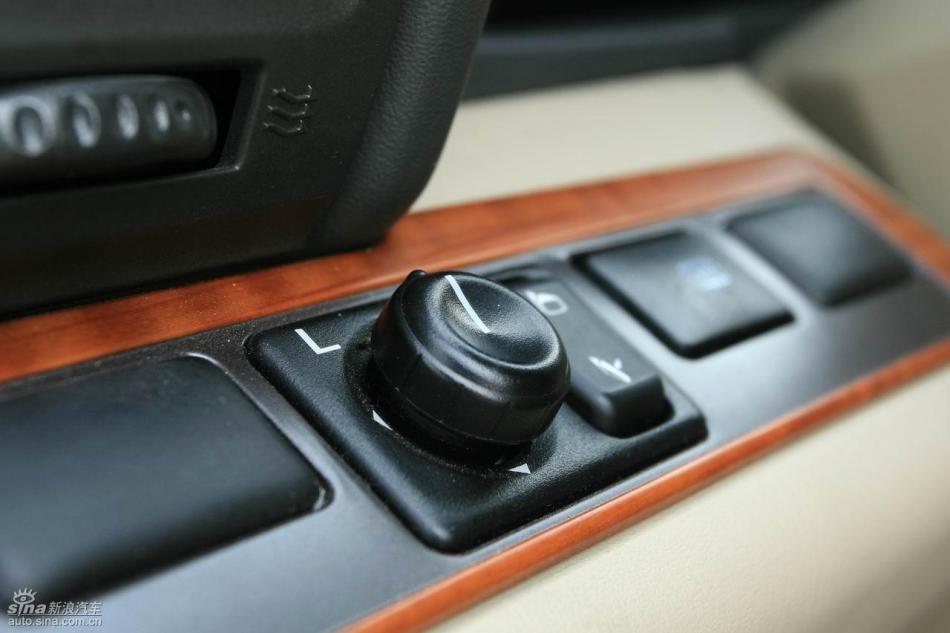 09款御轩试驾实拍