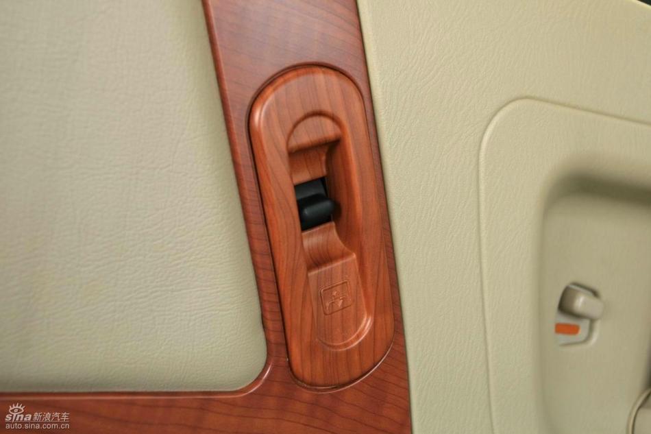 09款御轩试驾实拍