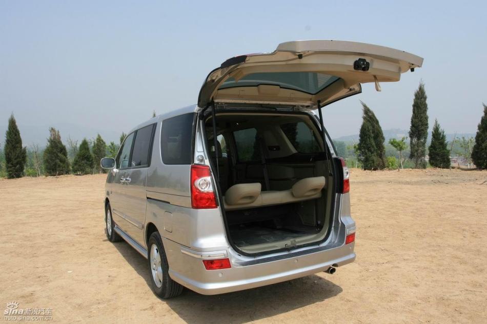 09款御轩试驾实拍