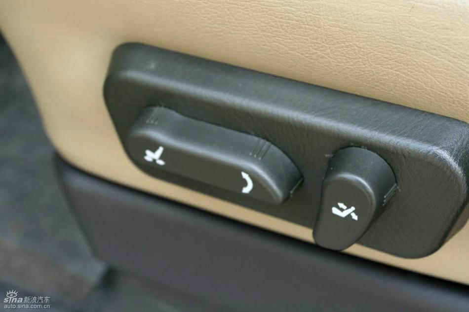 09款御轩试驾实拍