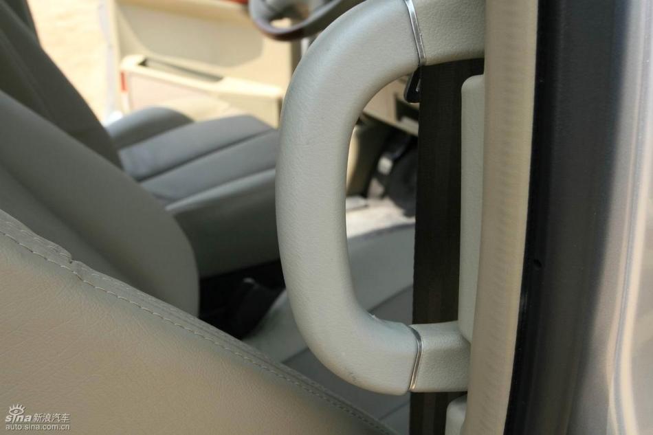 09款御轩试驾实拍