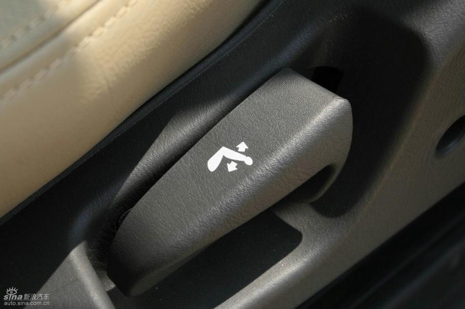 09款御轩试驾实拍