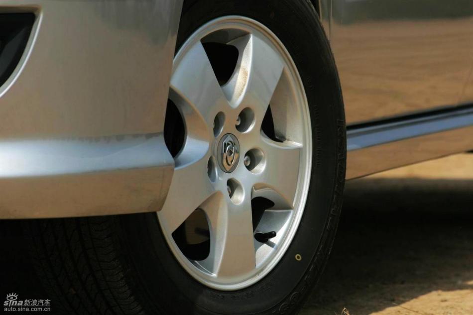 09款御轩试驾实拍