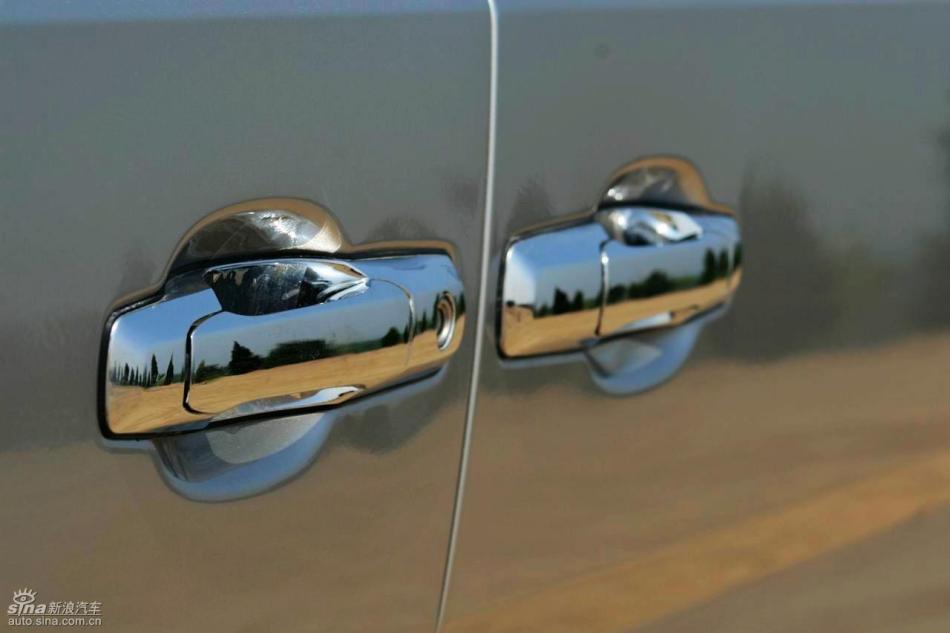 09款御轩试驾实拍