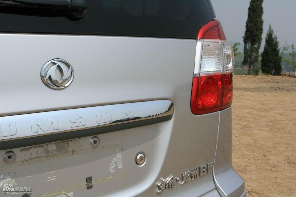 09款御轩试驾实拍