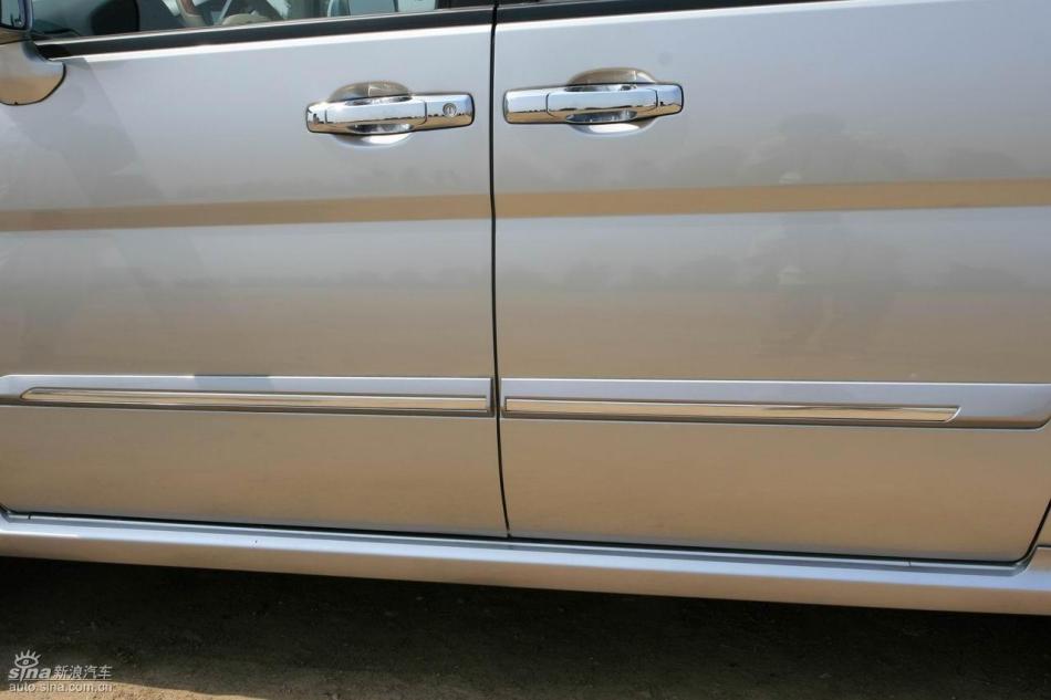 09款御轩试驾实拍