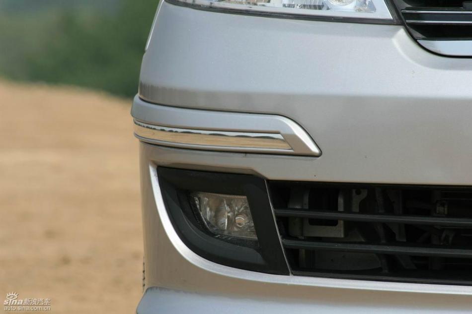 09款御轩试驾实拍