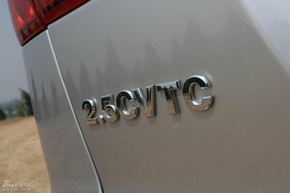 09款御轩试驾实拍