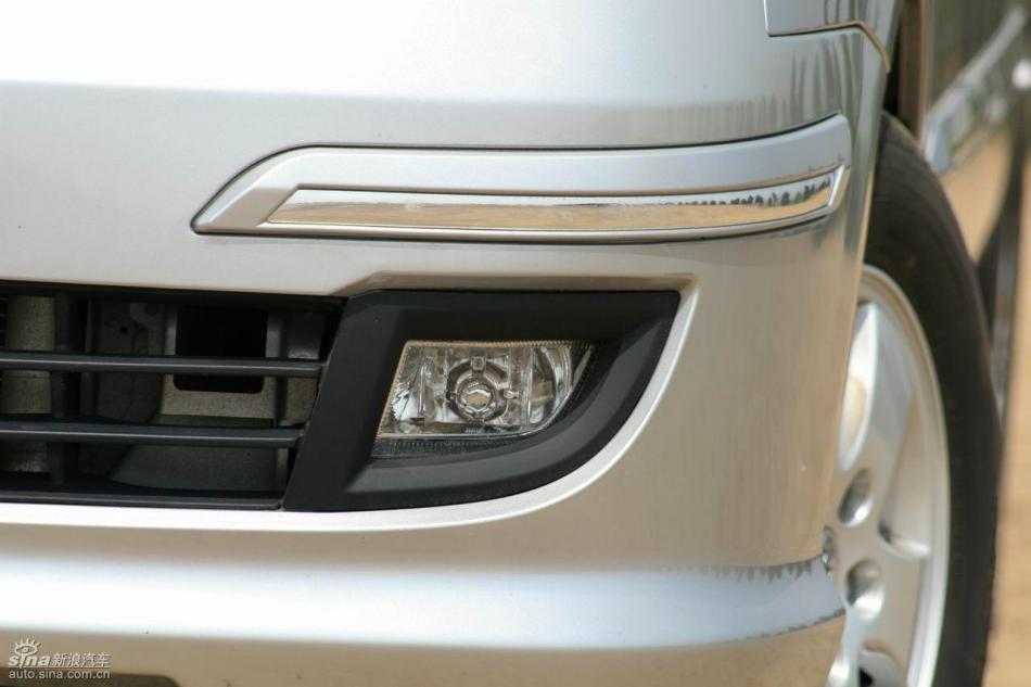 09款御轩试驾实拍